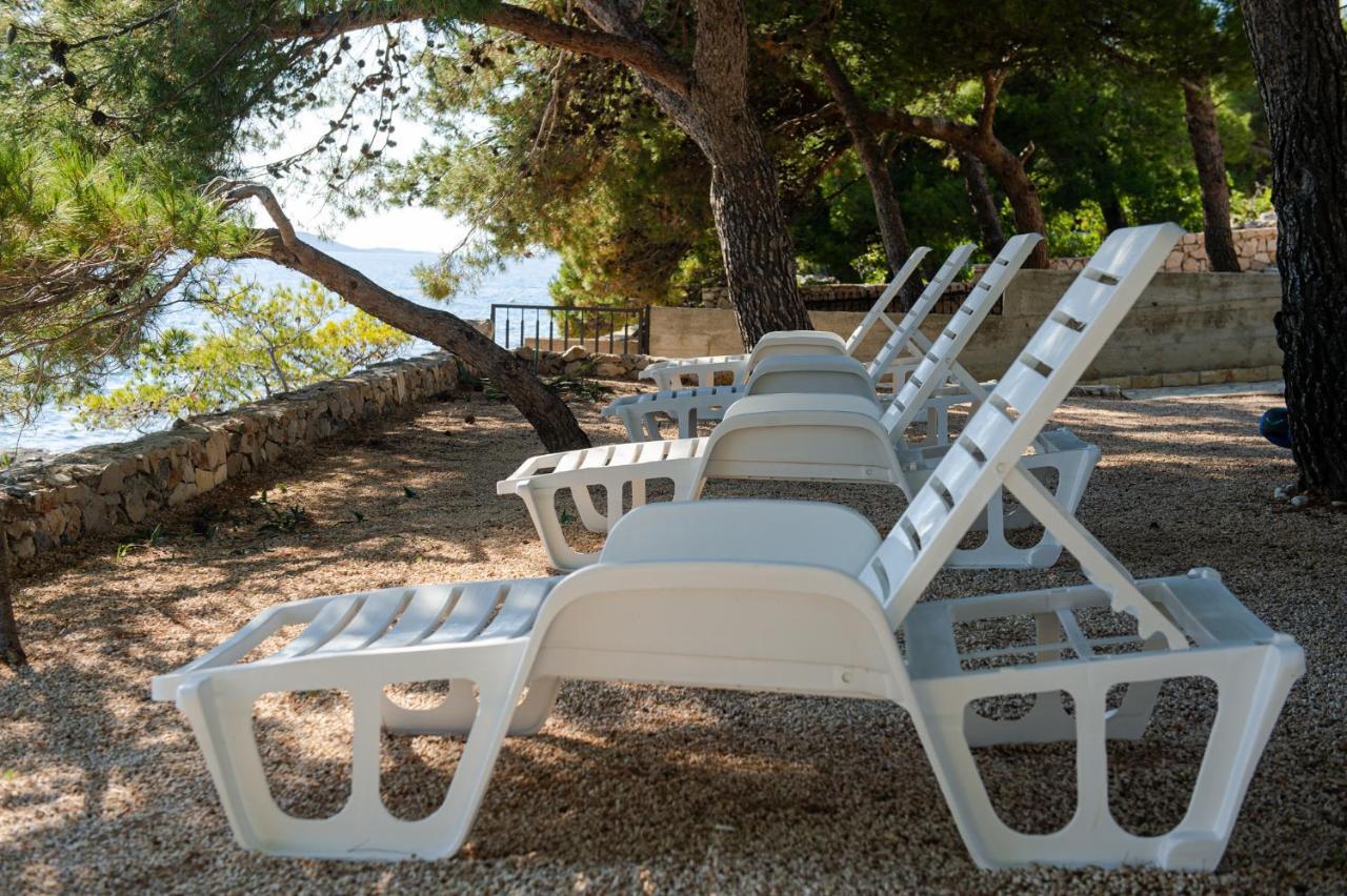Exclusive Seaside Dream Apartments Murter Exterior photo